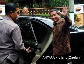 Biar irit, menteri pendidikan nasional rela semobil dengan bawahannya