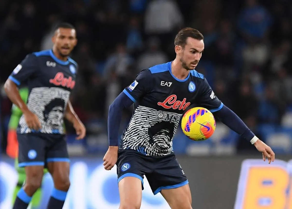 Klasemen Liga Italia Serie A pekan ke-12: Napoli & AC Milan sama kuat, AS Roma loyo