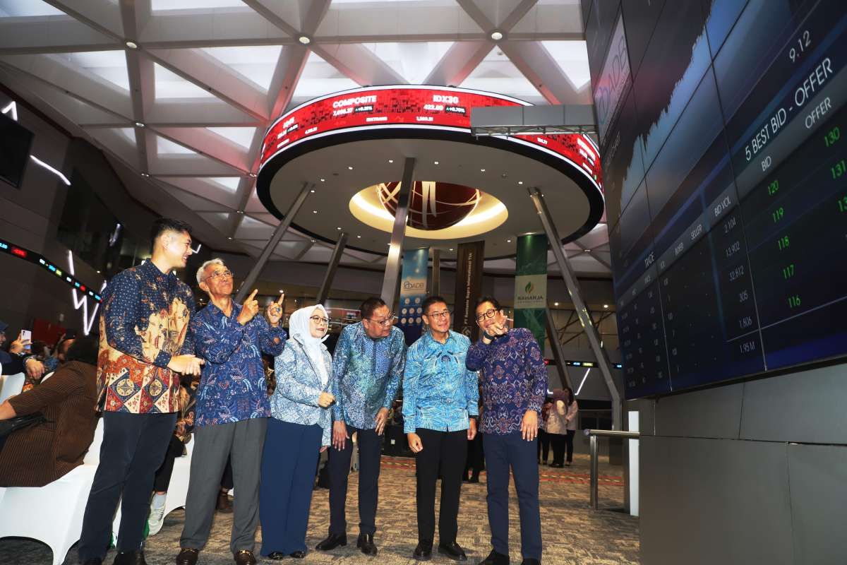 Saham Asuransi Digital Bersama (YOII) Naik 35% pada Hari Perdana Melantai di BEI