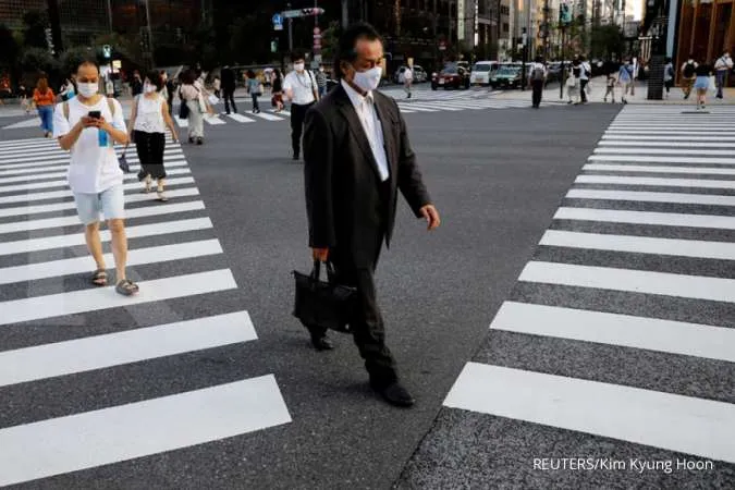 Japan's Service Sector Expands for Third Month, but Confidence Dips, PMI Shows