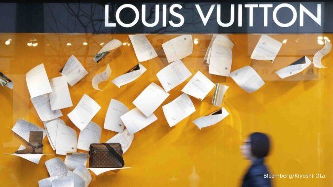 Krisis, pajak tas Louis Vuitton naik jadi 125%