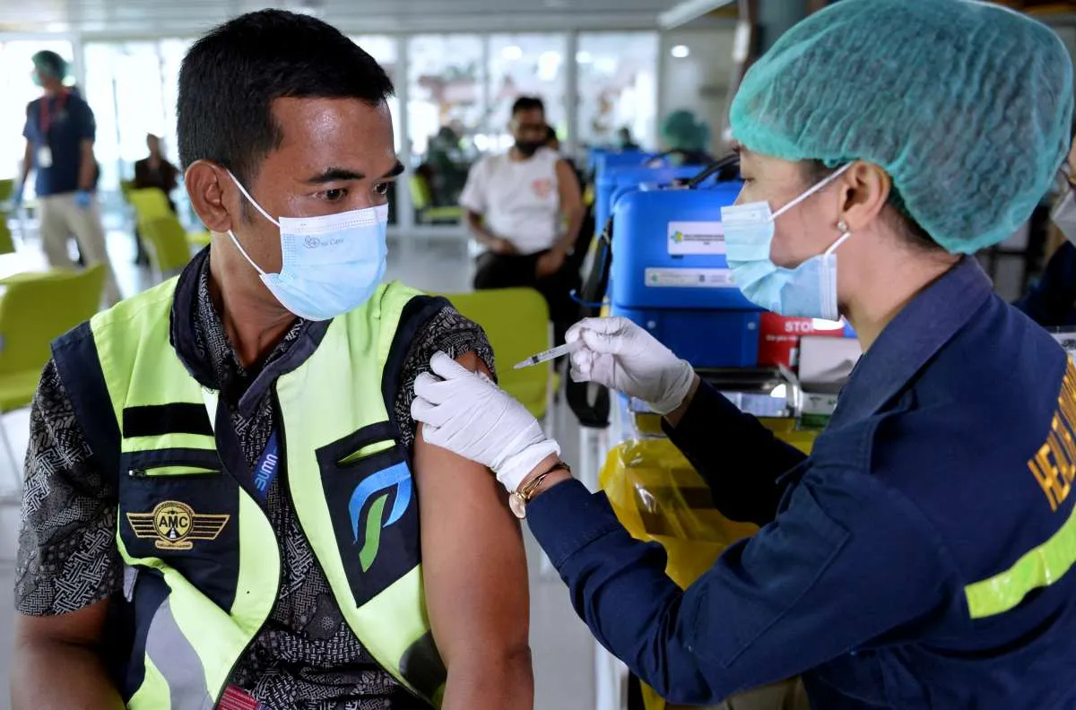 UPDATE Vaksinasi Covid-19 per 13 Februari: Penambahan Vaksinasi Hanya 11.410 Dosis