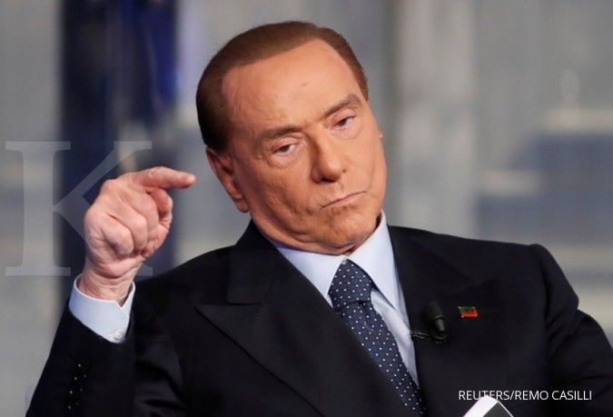 Italy's Berlusconi has pneumonia after positive coronavirus test