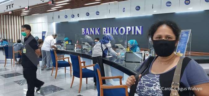 Khawatirkan nasib uangnya, nasabah Bank Bukopin rela bolak-balik untuk tarik dana