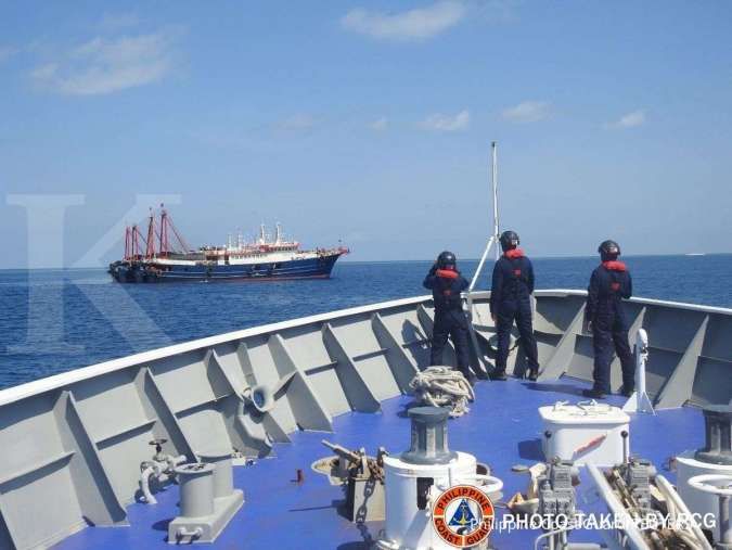 AS Tuding Penjaga Pantai China Melecehkan Kapal Filipina