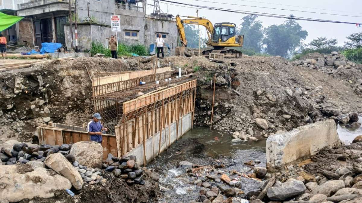 TKD Tambahan Rp 3,5 Miliar, Jembatan Bukik Batabuah Dikebut Pulihkan Ekonomi Daerah