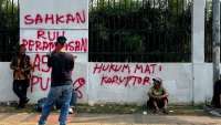 Di Tengah Aksi Demo, Indef Soroti Tekanan Ekonomi Kelas Menengah