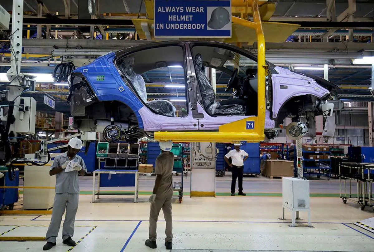 Produksi industri tumbuh positif, sinyal ekonomi China segera bangkit