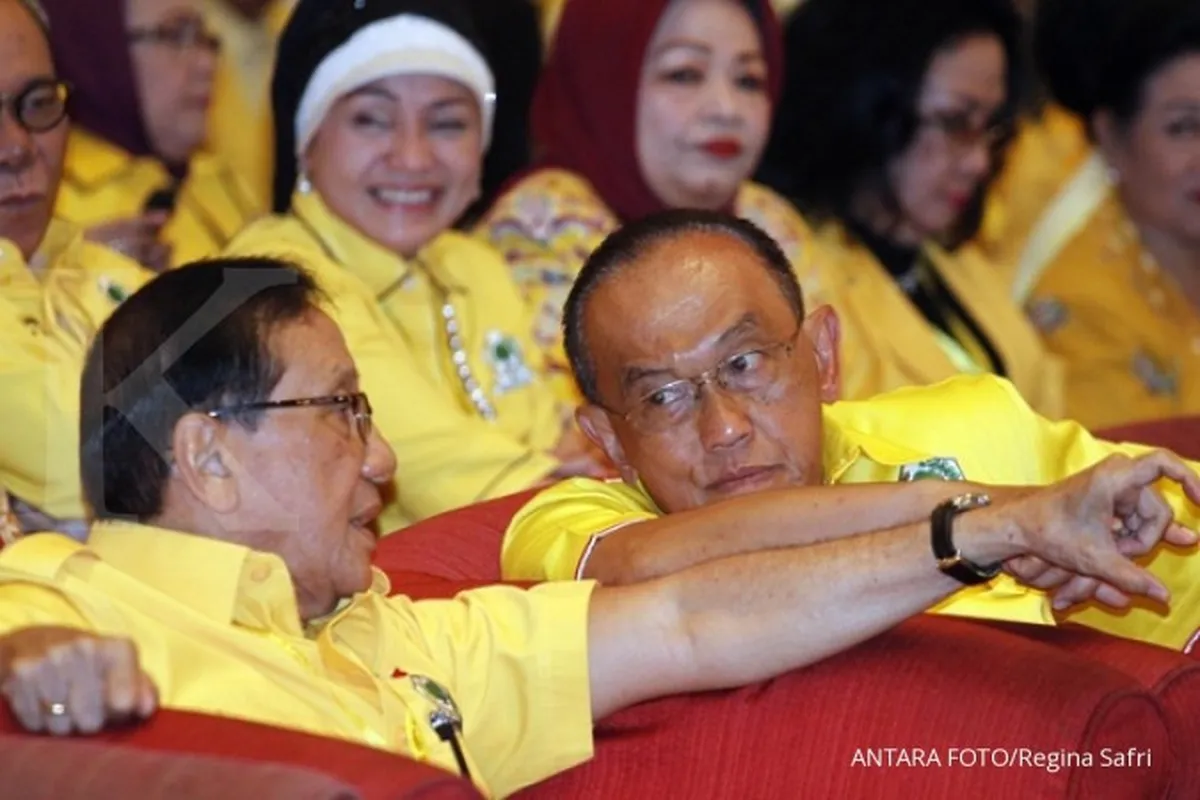 Akbar: Aburizal tetap boleh maju di Munas Golkar