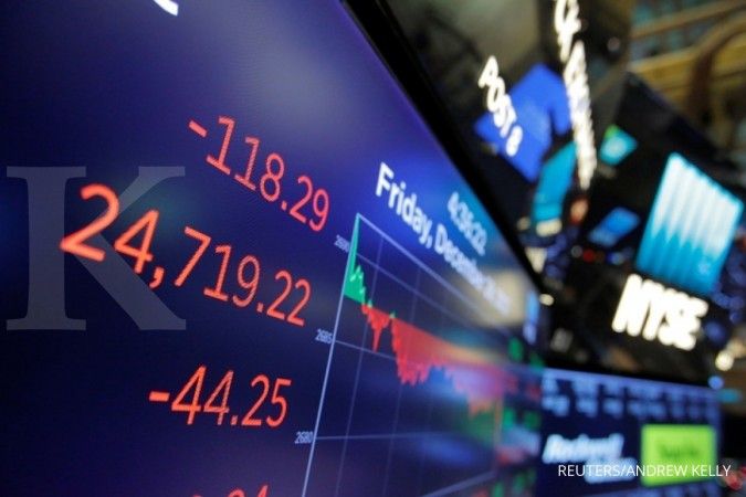 Wall Street naik tipis di tengah mundurnya penasihat ekonomi Gedung Putih