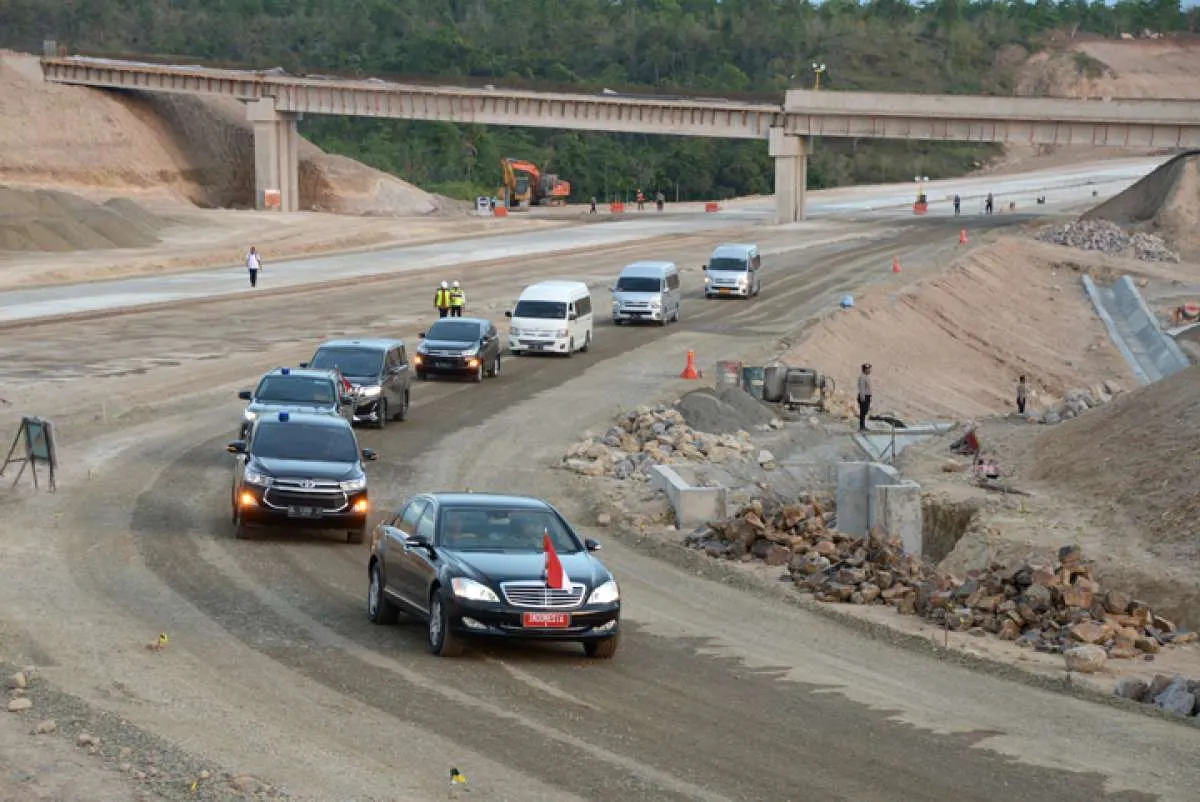 Jokowi pastikan ruas jalan tol Sigli - Banda Aceh seksi 4 beroperasi Lebaran