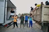 Bakti BCA Hadir Langsung Salurkan Bantuan Kemanusiaan Bagi Korban Bencana di Sumatra