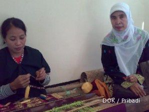 Sumiyati, pejuang tenun masyarakat miskin Lombok Tengah