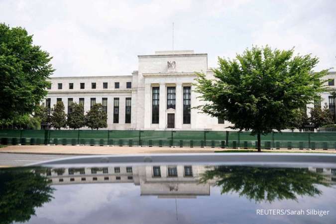 Petinggi The Fed: Kebijakan Moneter AS Tetap Tepat di Tengah Ketidakpastian Ekonomi
