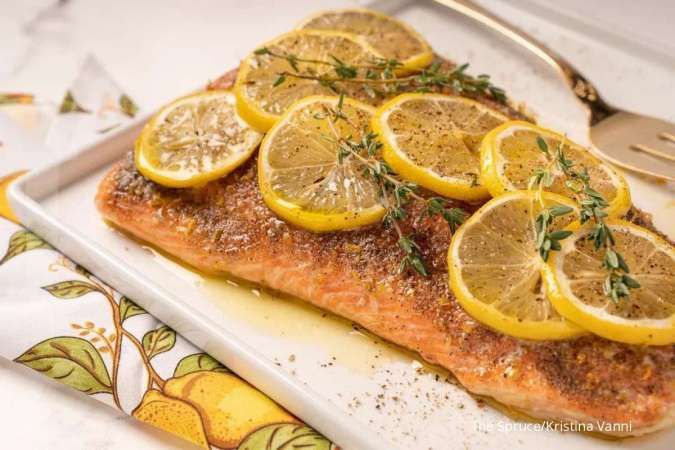 Yuk, Intip Resep Lezatnya Lemon Black Pepper Salmon Khas Menu Hotel Bintang 5