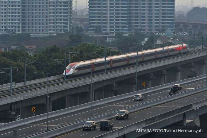 Proyek Jalur Kereta Cepat hingga Surabaya Masih Dalam Kajian