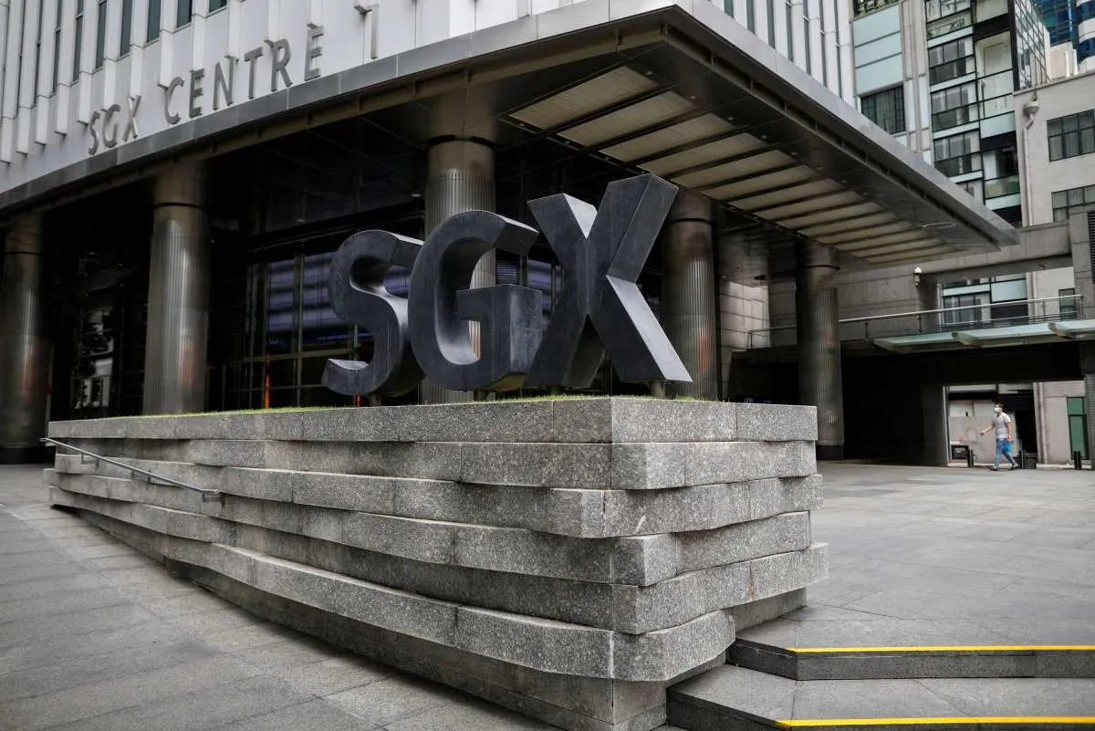 Bursa Asia Tertekan Harga Minyak US$100 dan Yield US Treasury yang Tinggi