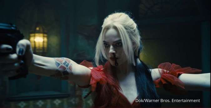 Margot Robbie sebagai Harley Quinn di film The Suicide Squad (2021). 