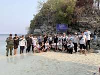 MoraRepublic Dukung Pemulihan Ekosistem Laut Taman Nasional Teluk Cenderawasih Papua