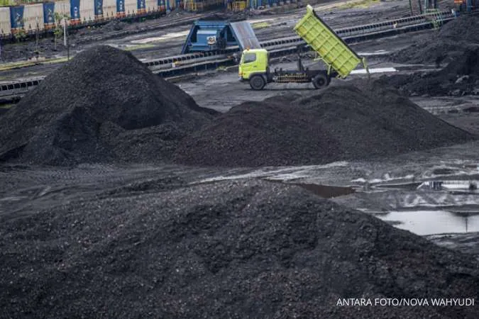 Indonesia Talks on Coal Exports Postponed as Scores of Ships in Limbo