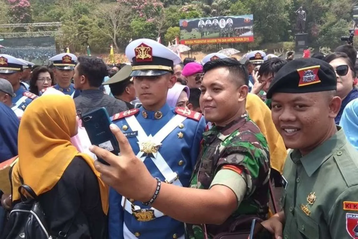 Wisuda prajurit taruna Akademi TNI, Enzo Z Allie jadi bintang