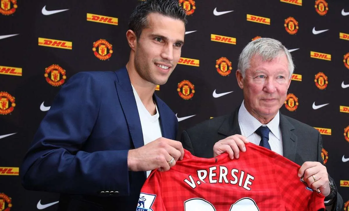 10 Pesepak Bola yang Lahir dari Keluarga Kaya: Pique, Pirlo, hingga Faiq Bolkiah