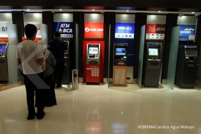 Perbankan belum siap migrasi ke chip kartu ATM