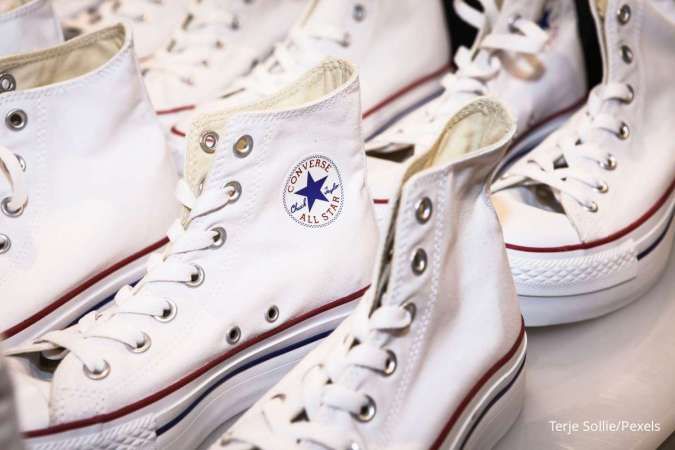 Sepatu Converse Anda Kotor? Begini Lo Cara Mencucinya Dengan Tepat