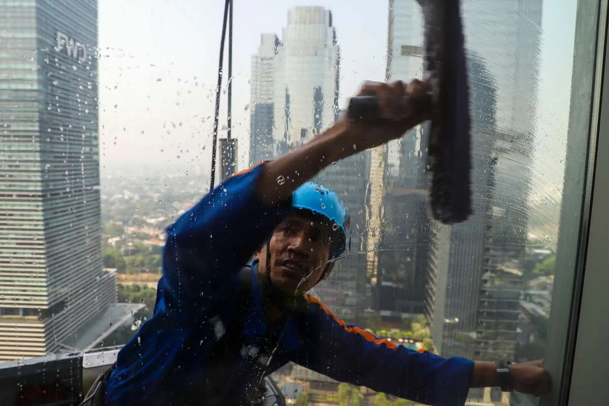 Indonesia’s Macro Outlook Plunges to 28 as Business Sentimen Sours
