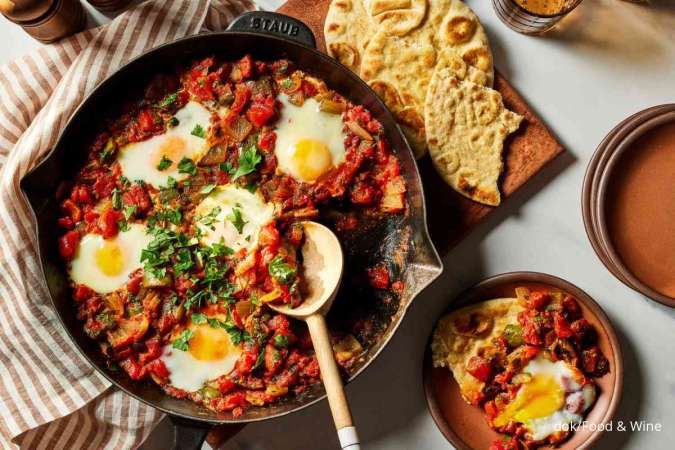 Resep Masakan ala Afrika Utara Bikin Shakshuka si Telur Ceplok Berbumbu Saus Tomat