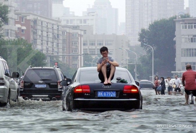 Hujan Ekstrem di China Sebabkan Kerusakan Jalan Senilai Rp 36,5 Triliun
