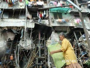 Penurunan angka kemiskinan di Indonesia melambat