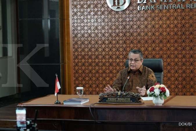 Indonesia central bank cuts key interest rate after pledge to buy bonds