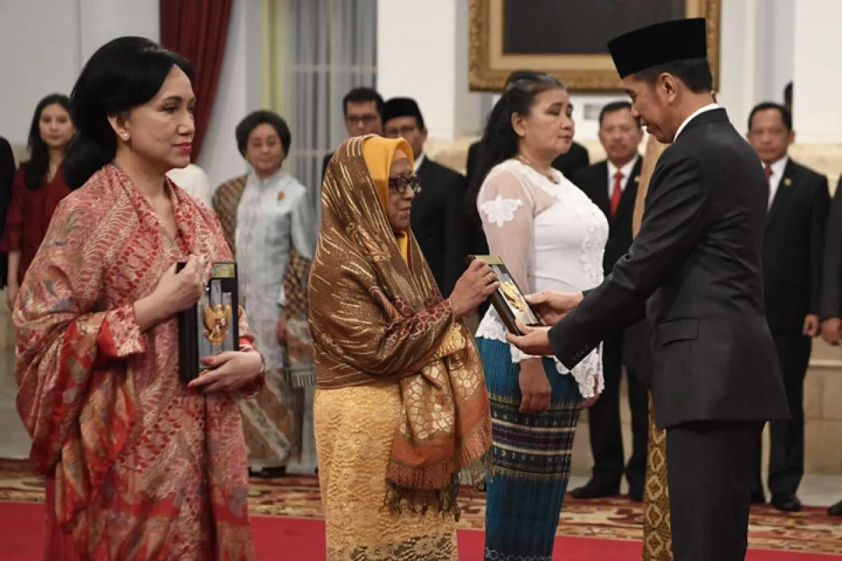 Anggota BPUPKI hingga wartawan wanita pertama Indonesia dapat gelar pahlawan nasional