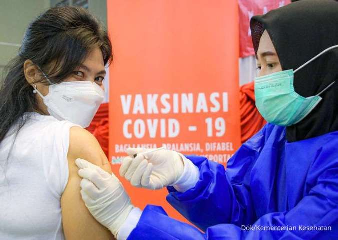 Kasus Covid-19 Melonjak Lagi, Kemenkes Ingatkan Untuk Vaksinasi