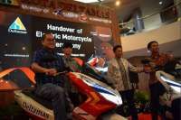 Puradelta (DMAS) Operasikan Kendaraan Listrik di Kota Deltamas dan GIIC Cikarang