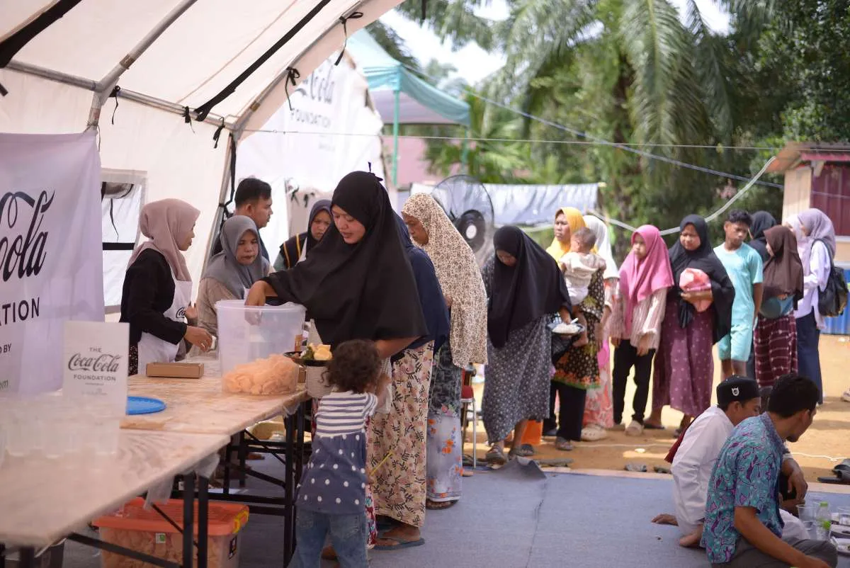 Coca-Cola dengan BenihBaik.com Kolaborasi di Program Ini