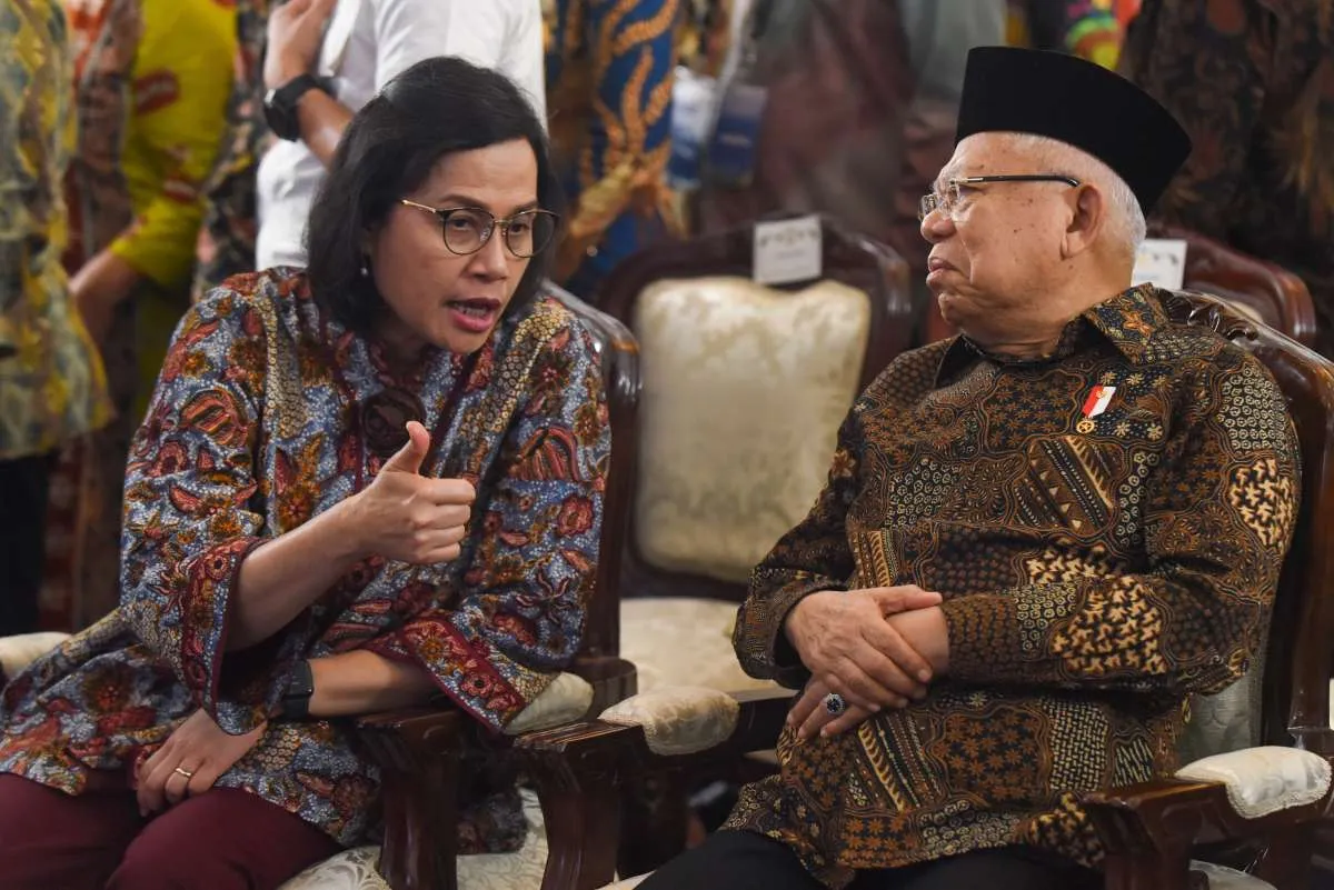 Wapres Dorong Penguatan Keuangan Syariah di Rapat KNEKS Sambil Sapa Ketua Kadin