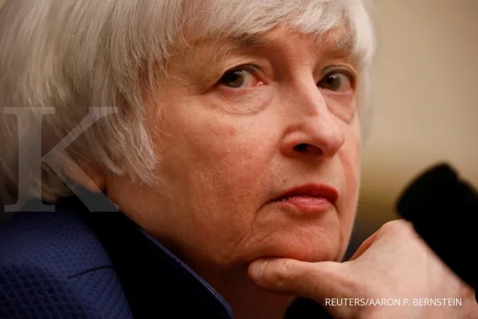 Most yields slip after Yellen says tax cuts should be repealed