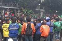 Kemenaker Desak Aplikator Beri THR untuk Mitra Driver, Begini Respons Grab dan Gojek!