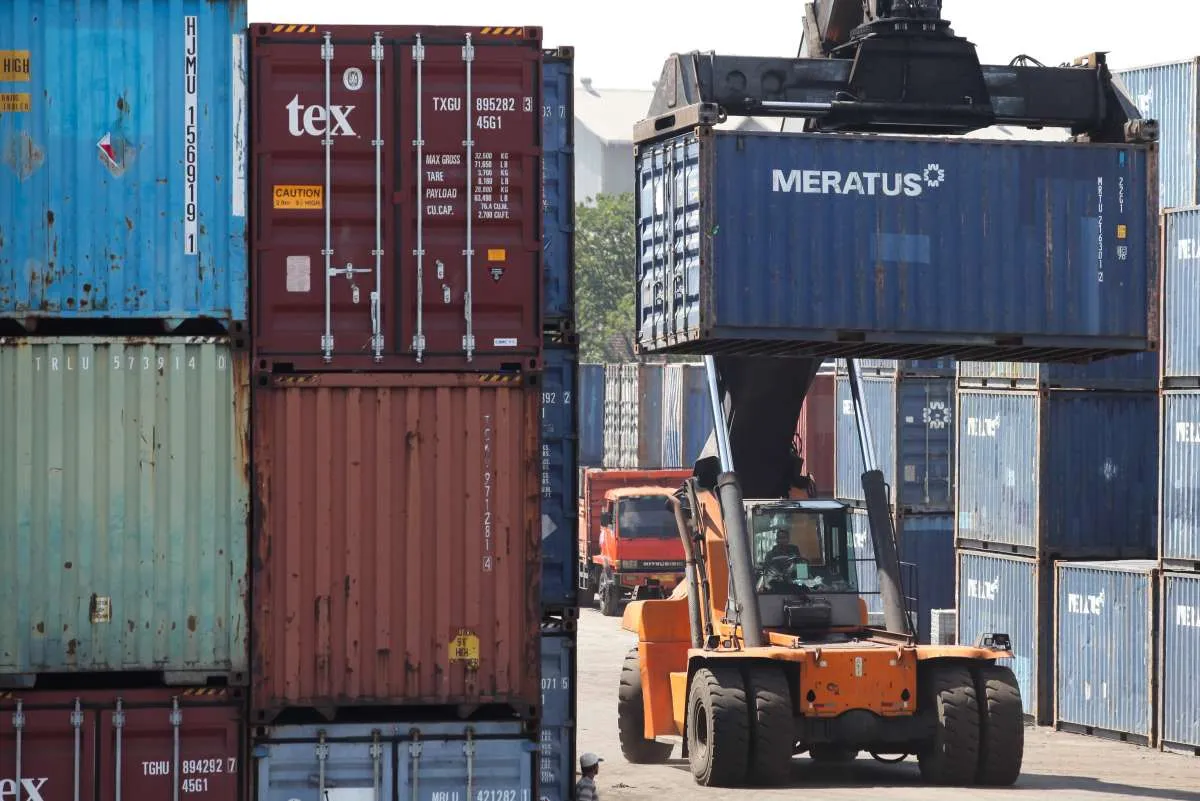 Produk China di Indonesia Naik 21,43%, Cerminkan Lemahnya Perlindungan Pasar Domestik