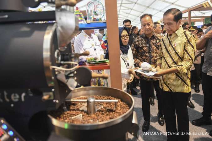 Jokowi: Kalau Ada yang Masih Beli Produk Impor dari Uang APBN-APBD, Bakal Kena Sanksi