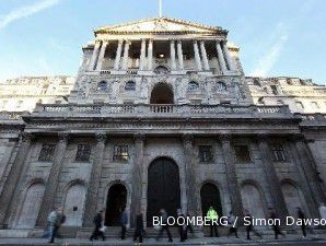 Defisit anggaran bikin outlook ekonomi Inggris buram