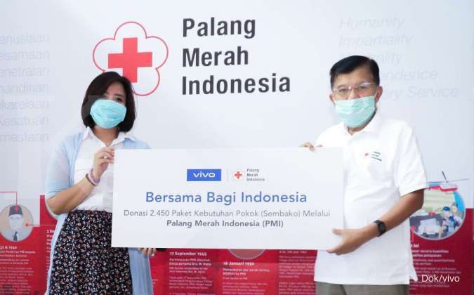 Bersama Palang Merah Indonesia, Vivo Berikan Bantuan Bahan Pokok ke Masyarakat