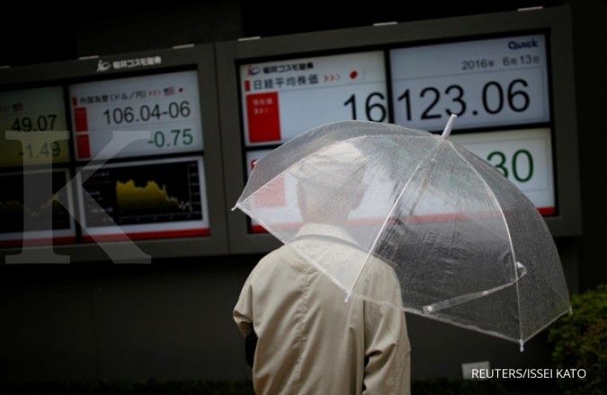 Bursa Jepang jatuh untuk pertama kalinya 