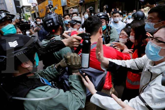 Polisi Hong Kong tangkap lebih dari 300 demonstrans di bawah UU Keamanan baru