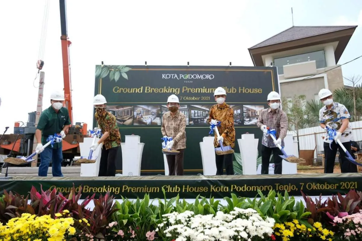 Agung Podomoro (APLN) groundbreaking premium club house Kota Podomoro Tenjo