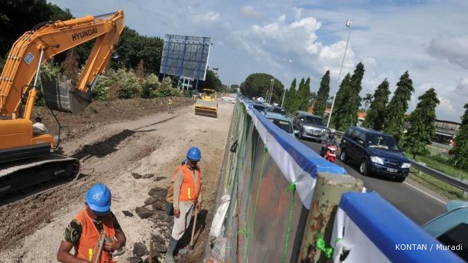 Pemerintah bangun 559 km jalan baru pada 2013