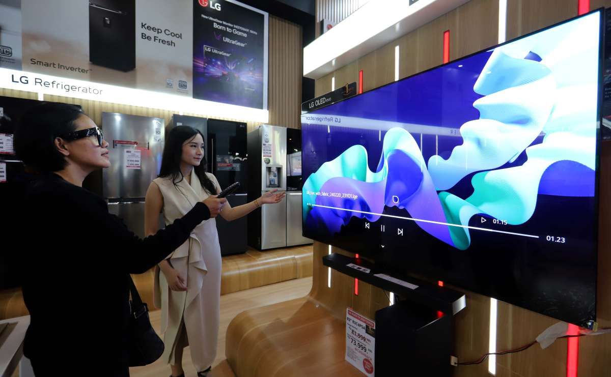 LG Luncurkan TV OLED evo C4 dengan Peningkatan Prosesor AI
