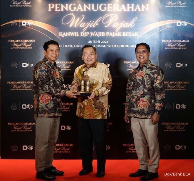 BCA Kembali Raih Penghargaan Wajib Pajak 2024, Berkontribusi bagi Pendapatan Negara